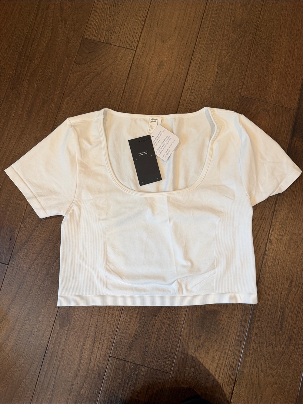 Fabletics Women's Scoop Neck Crop Top - White Size XL - NWT - C71-006